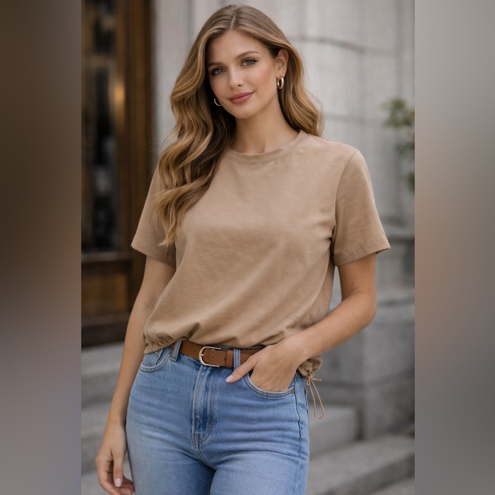 NWT Ideology Short Sleeve Crewneck Tee in Tan Size S